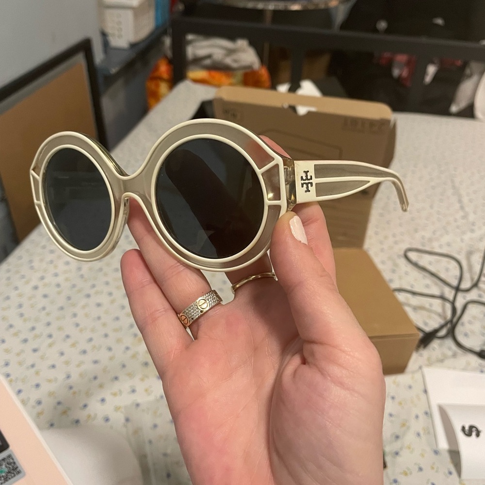 Tory Burch Cream Round Sunglasses